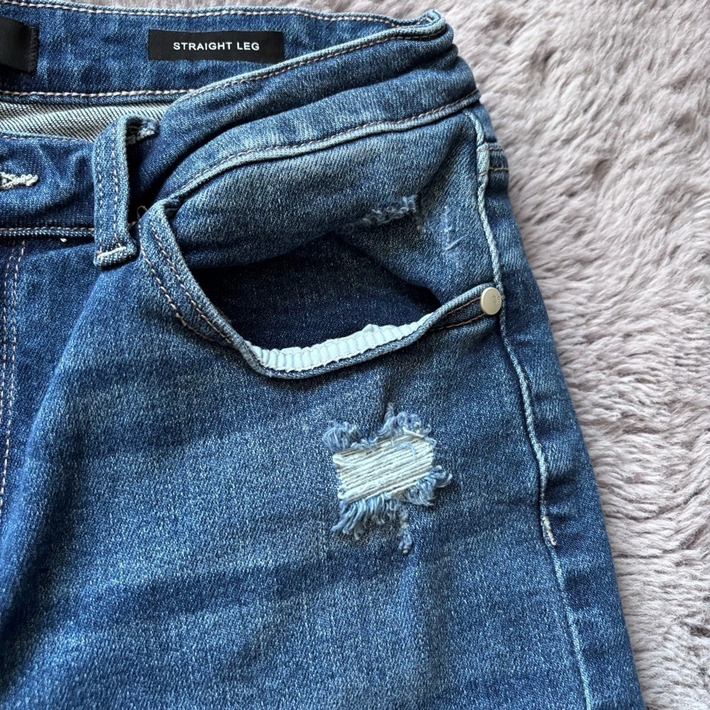 ⭐️⭐️⭐️Women’s Judy Blue Jeans size 11 with rainbow pocket - Picture 7 of 13